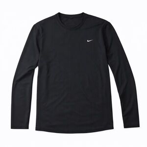 Nike Sphere athletic quilted long sleeve shirt